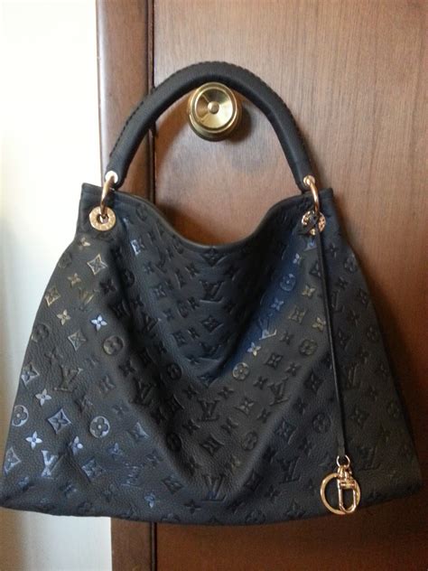 louis vuitton artsy mm best replica lowest price-black|louis vuitton graceful vs artsy.